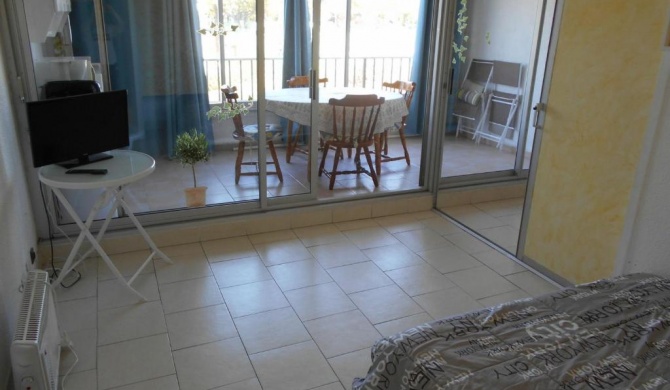 Appartement Port Camargue, 2 pièces, 5 personnes - FR-1-414-32