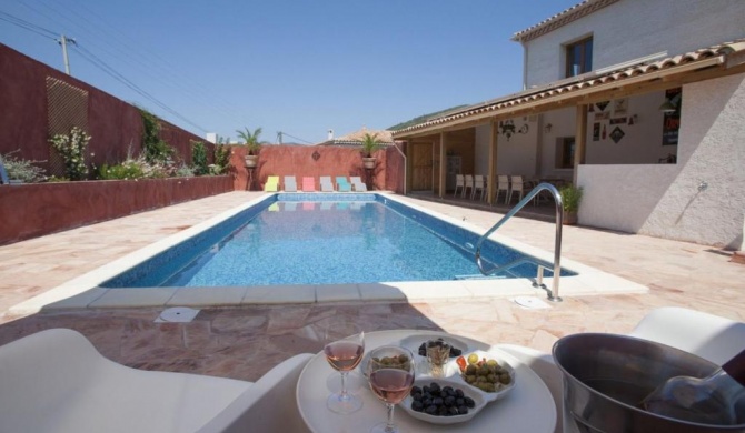 Modern Villa in Roquebrun with Private Pool