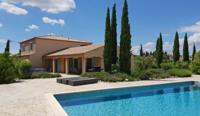 Modern Villa in Montbrun-des-Corbieres with Private Pool