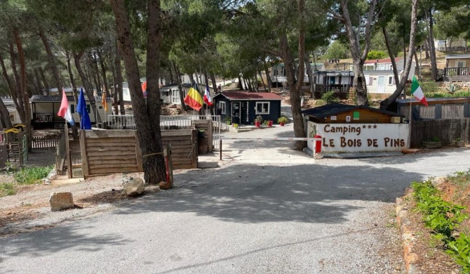 Camping Le Bois De Pins