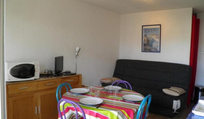 Appartement Sète, 2 pièces, 6 personnes - FR-1-338-12