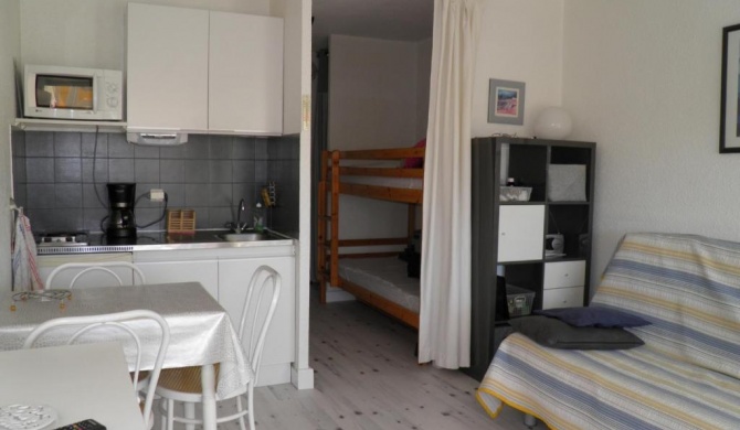 Appartement Sète, 1 pièce, 4 personnes - FR-1-338-42