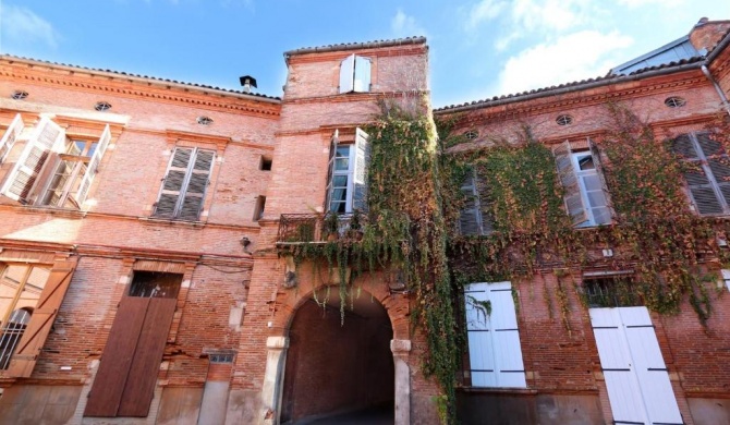 Riverside Toulouse (Renaissance)