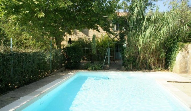 Mas Blauvac avec piscine, Entre Uzes Pont du Gard