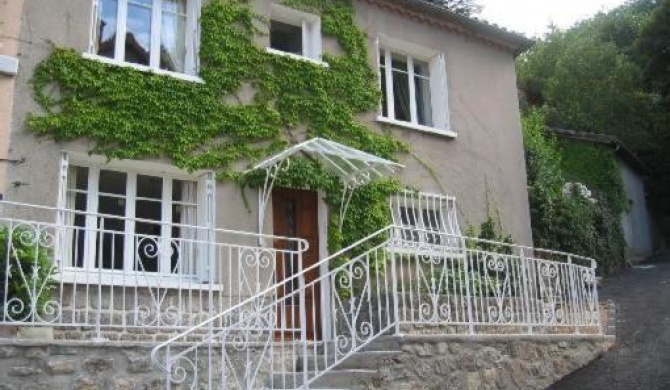 Maison de vacances village et lac de Villefort - Lozère, Cévennes