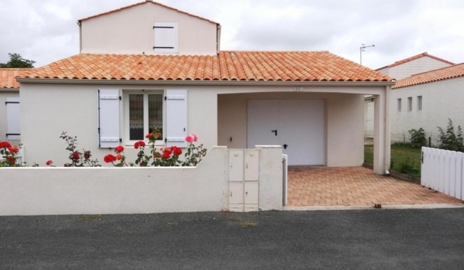 Villa La Faute-sur-Mer, 2 bedrooms, 5 persons - FR-1-476-63