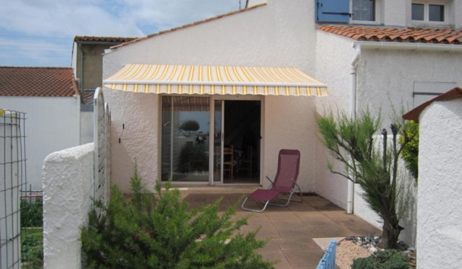 Appartement La Tranche-sur-Mer, 3 pièces, 4 personnes - FR-1-357-48