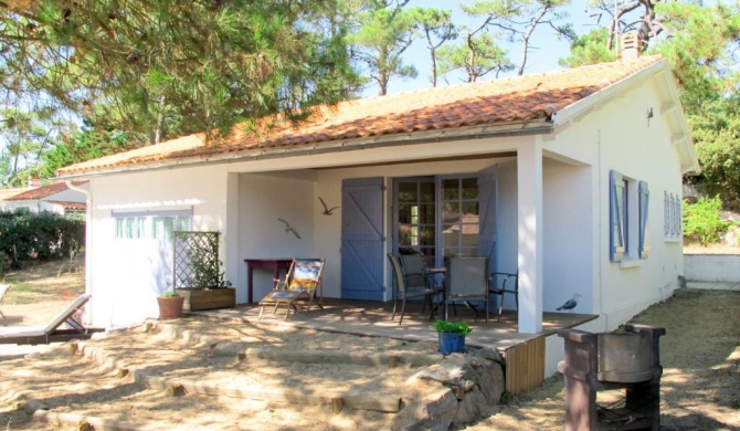 Holiday Home Les Rougets - TSM217