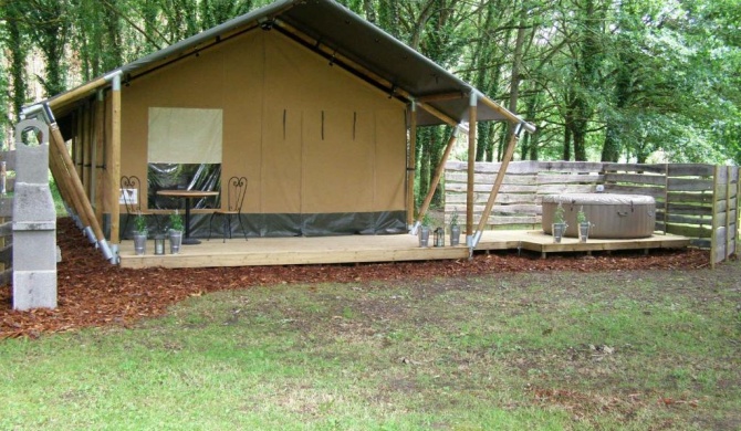 La Fortinerie Glamping Safari Tent with Hot Tub