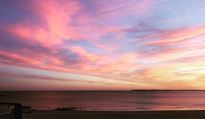 APPARTEMENT HAUT DE GAMME - VUE BAIE DE LA BAULE