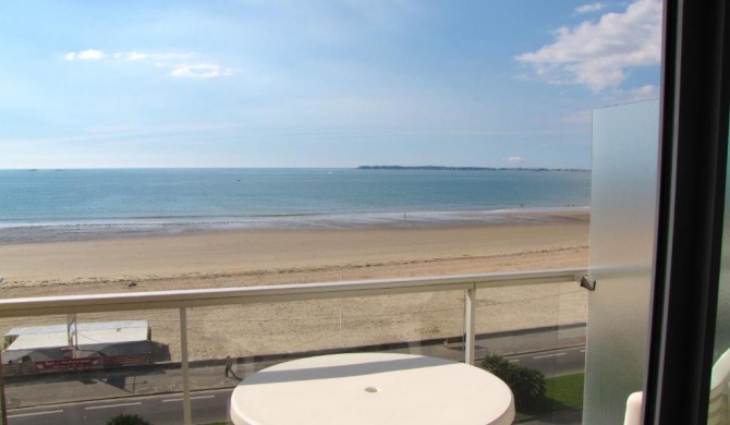 Studio a Pornichet a 200 m de la plage avec vue sur la mer balcon amenage et wifi