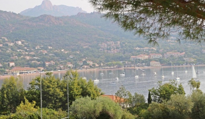 Cap Esterel Village : 3 pièces rénové vue mer au calme V3 - Esterel Vacances 282la