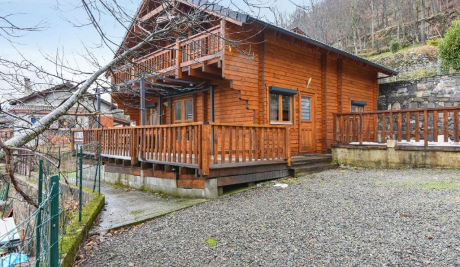 Chalet de 3 chambres avec terrasse amenagee et wifi a Orlu